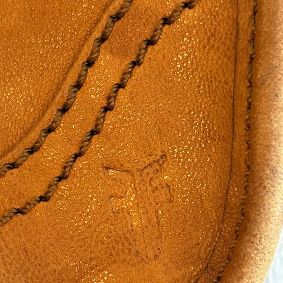 Frye Madison Brown Leather North South Crossbody Boho Western Bag - Picture 8 of 12